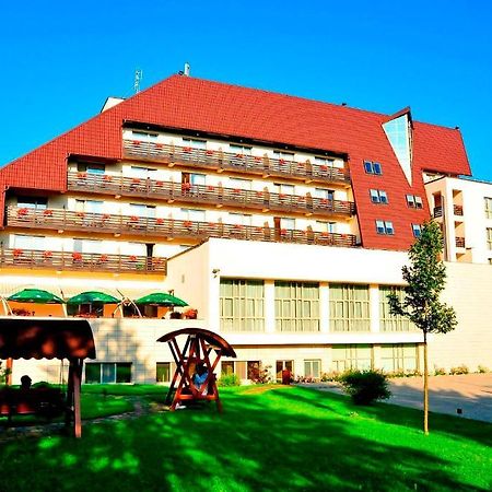 Hotel Clermont Covasna Exteriér fotografie