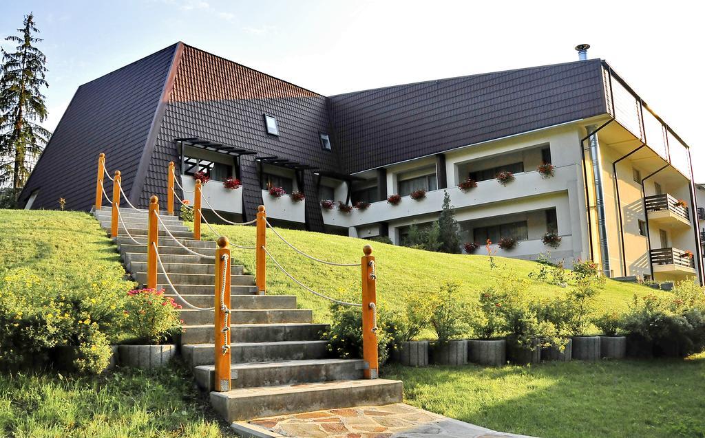 Hotel Clermont Covasna Exteriér fotografie