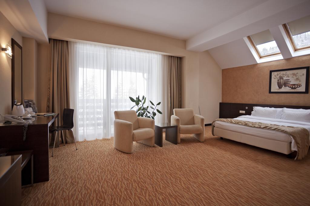 Hotel Clermont Covasna Exteriér fotografie